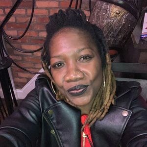 Meet your Posher, Rose